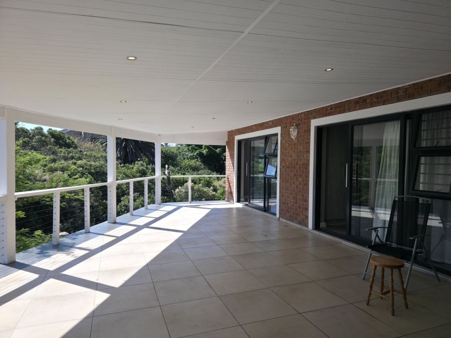 5 Bedroom Property for Sale in Noorsekloof Eastern Cape